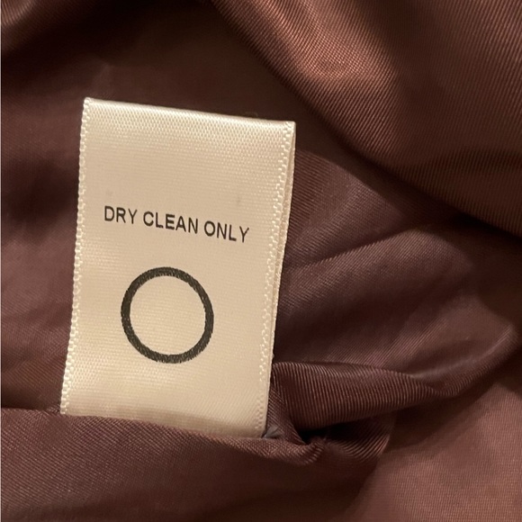 Crescent Chocolate Brown Faux Leather Highrise
Shorts Size M - Picture 6 of 8